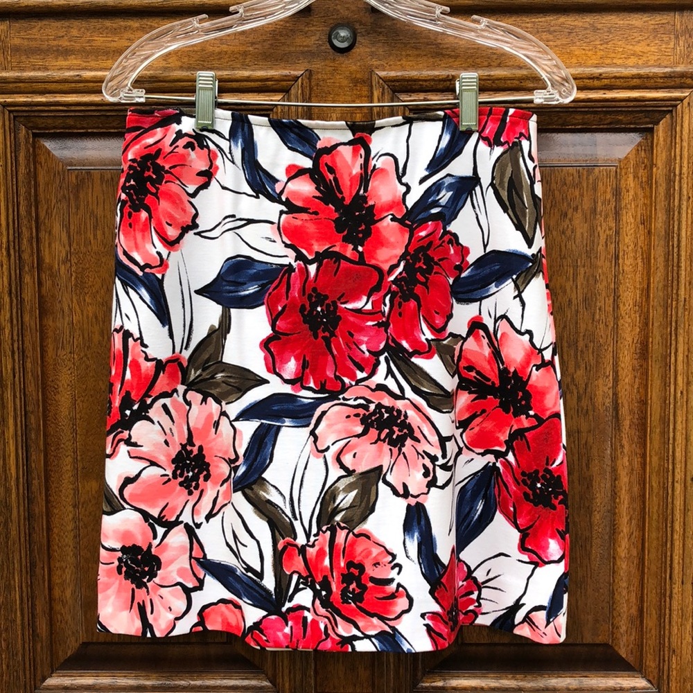 Etcetera Floral Skirt, size 2, red and blue